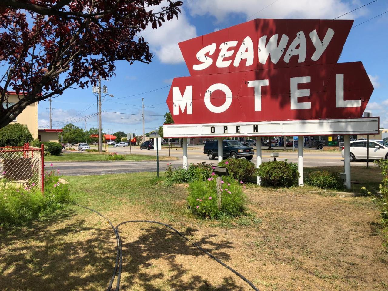 Seaway Motel Roosevelt Park Luaran gambar