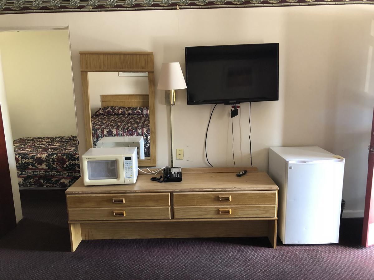Seaway Motel Roosevelt Park Luaran gambar