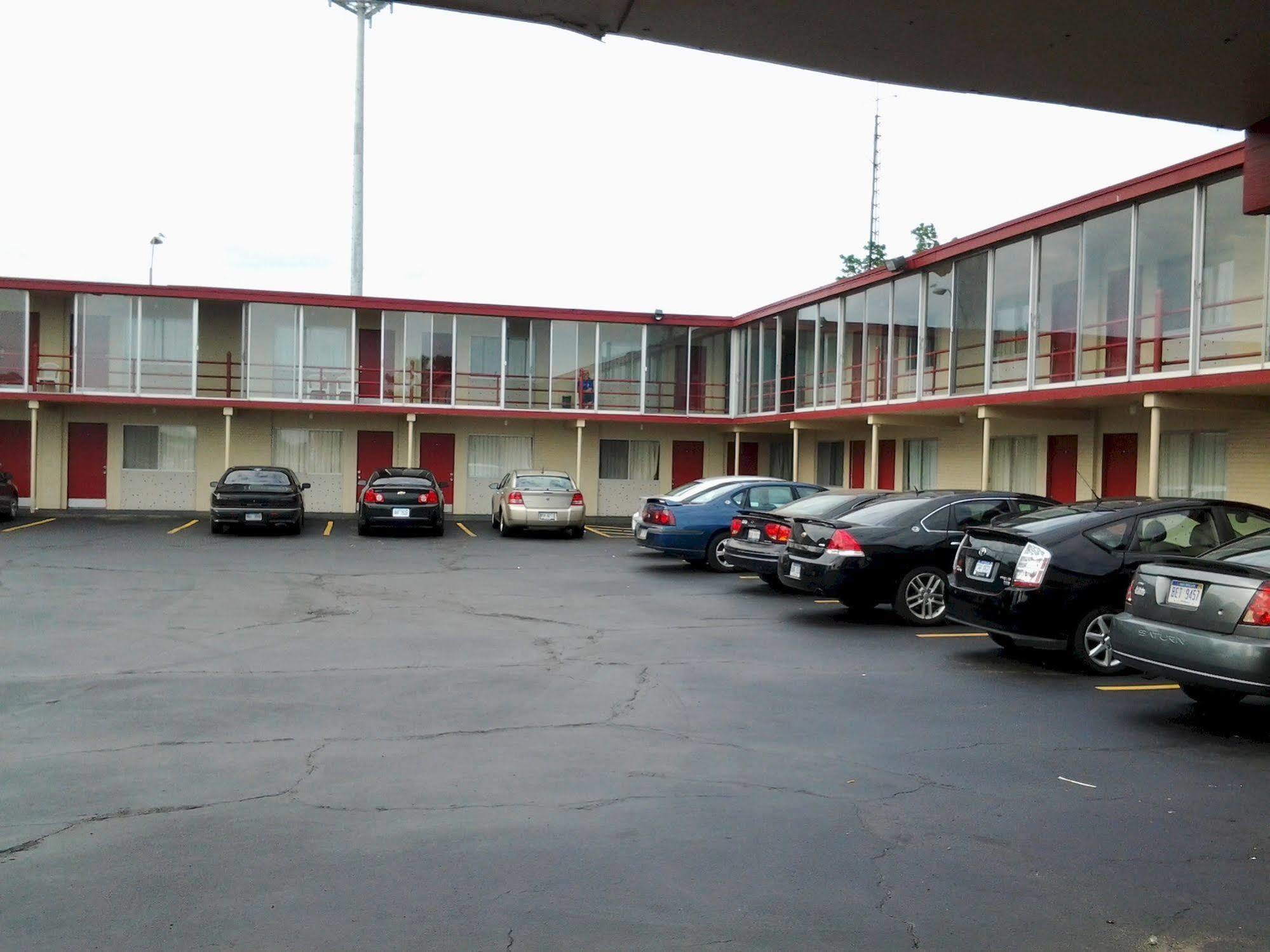 Seaway Motel Roosevelt Park Luaran gambar